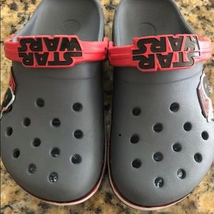 Boys Star Wars Crocs size 13 Kylo Ren
